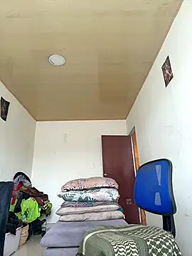 sexymarilyncolombia online show from February 16, 2026, 1:32 pm