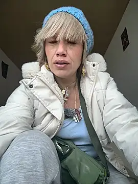 Snapshot of sexymarilyncolombia chatting on March 27, 2026, 2:18 pm sexymarilyncolombia online show from March 27, 2026, 2:18 pm