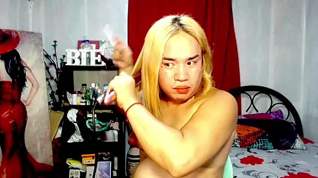 Snapshot of Bigdirtynipples chatting on March 22, 2025, 11:32 am Bigdirtynipples online show from March 22, 2025, 11:32 am