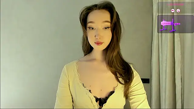  luna 022 online show from February 4, 2026, 3:07 pm