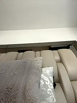 ALISSON FOXXX1 online show from December 20, 2025, 5:27 pm