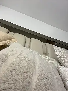 ALISSON FOXXX1 online show from April 11, 2026, 10:57 pm