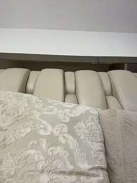 ALISSON FOXXX1 online show from February 28, 2026, 10:53 pm