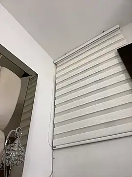 ALISSON FOXXX1 online show from November 18, 2025, 11:15 pm