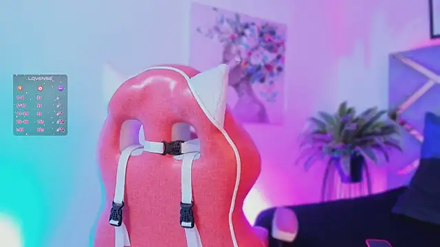 lucy neil online show from November 2, 2025, 2:38 am