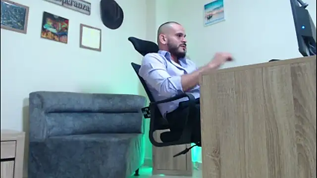 cowboyht online show from April 5, 2026, 5:03 am