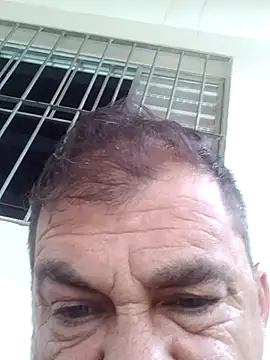 Snapshot of Peludo173317 chatting on November 23, 2025, 1:43 pm Peludo173317 online show from November 23, 2025, 1:43 pm