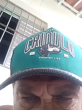 Snapshot of Peludo173317 chatting on November 13, 2025, 2:54 pm Peludo173317 online show from November 13, 2025, 2:54 pm