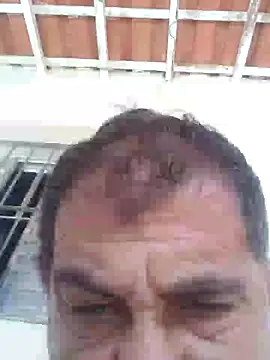 Snapshot of Peludo173317 chatting on September 10, 2025, 1:43 pm Peludo173317 online show from September 10, 2025, 1:43 pm