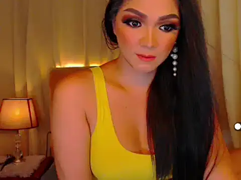 Snapshot of mistressseductionleah chatting on April 13, 2026, 8:35 pm mistressseductionleah online show from April 13, 2026, 8:35 pm