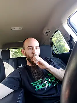 JohnnyFaster online show from September 14, 2025, 3:23 pm