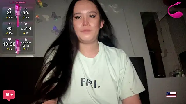 Snapshot of MeganTheRarest chatting on April 18, 2026, 12:51 pm MeganTheRarest online show from April 18, 2026, 12:51 pm