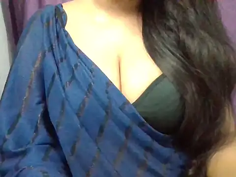 Snapshot of Roopshikha39 chatting on July 8, 2026, 7:36 pm Roopshikha39 online show from July 8, 2026, 7:36 pm