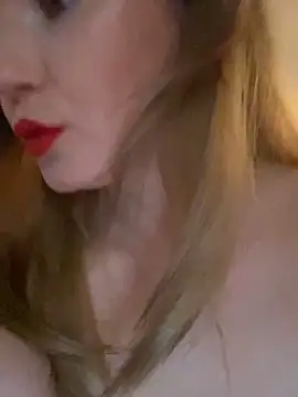 Snapshot of Lady__Maria chatting on February 16, 2026, 4:38 pm Lady Maria online show from February 16, 2026, 4:38 pm