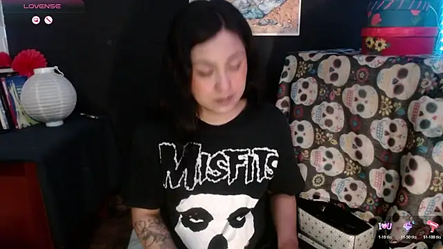 Snapshot of AbsentaVert chatting on November 26, 2025, 12:16 pm AbsentaVert online show from November 26, 2025, 12:16 pm