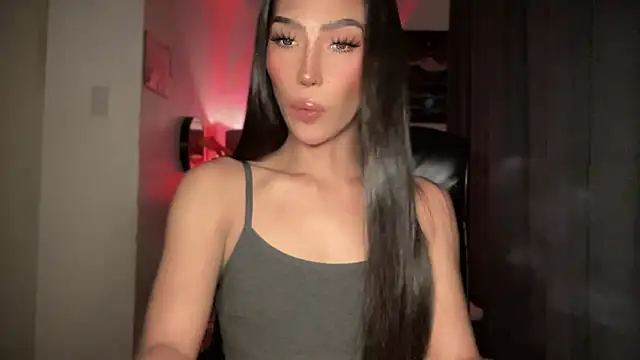 Snapshot of Bella_Gordon chatting on October 8, 2025, 12:50 pm Bella Gordon online show from October 8, 2025, 12:50 pm