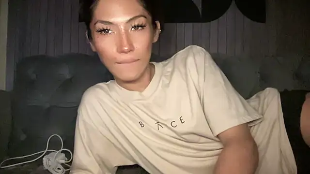 Snapshot of Bella_Gordon chatting on September 19, 2025, 3:49 pm Bella Gordon online show from September 19, 2025, 3:49 pm