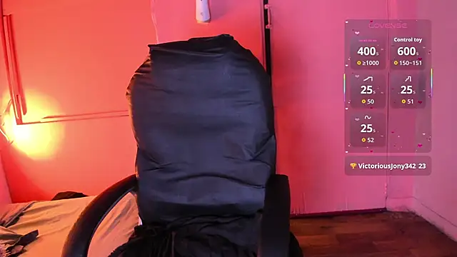 Snapshot of Desipleasure chatting on February 4, 2026, 8:15 pm Desipleasure online show from February 4, 2026, 8:15 pm