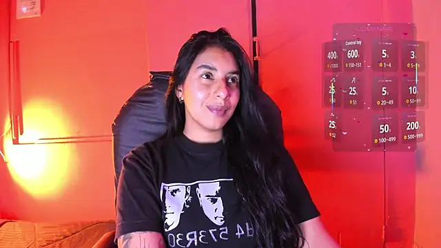 Snapshot of Desipleasure chatting on December 18, 2025, 8:01 pm Desipleasure online show from December 18, 2025, 8:01 pm