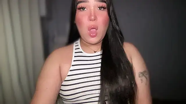 Snapshot of MissCataleyaxxx chatting on November 6, 2025, 11:42 pm MissCataleyaxxx online show from November 6, 2025, 11:42 pm