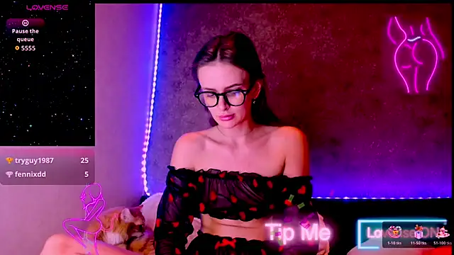 madina taher online show from March 27, 2026, 9:10 am