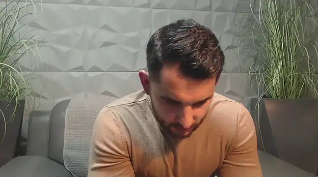 Antoniodiamond online show from February 25, 2025, 8:11 pm