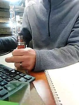 Xcoquinx online show from April 24, 2026, 9:44 am