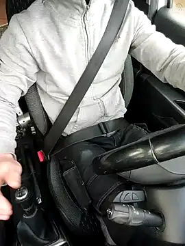 Xcoquinx online show from December 4, 2025, 12:15 pm