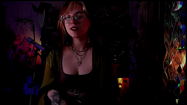 Snapshot of Scarlett_Wanner chatting on December 3, 2024, 8:11 pm Scarlett Wanner online show from December 3, 2024, 8:11 pm