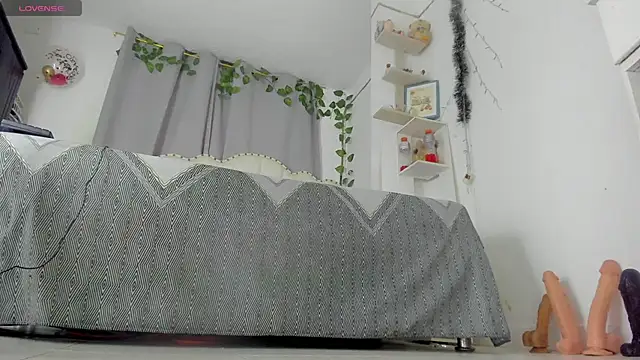 Snapshot of khalyn_jenner chatting on February 24, 2025, 10:58 pm khalyn jenner online show from February 24, 2025, 10:58 pm