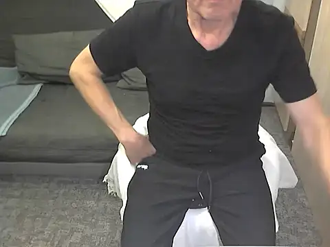 Snapshot of kiam471 chatting on November 11, 2025, 10:26 pm kiam471 online show from November 11, 2025, 10:26 pm