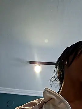 Snapshot of Doll_Loren chatting on January 19, 2026, 2:54 pm Doll Loren online show from January 19, 2026, 2:54 pm