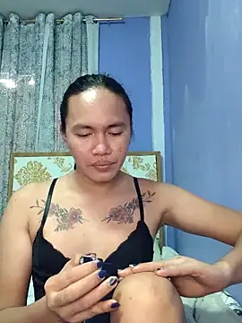 lady kim boner online show from December 20, 2025, 7:33 am