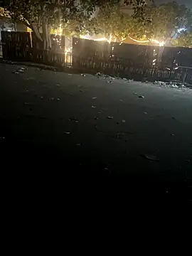 Snapshot of Honey_stranger chatting on December 18, 2025, 5:28 pm Honey stranger online show from December 18, 2025, 5:28 pm