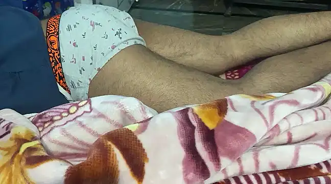 Snapshot of Honey_stranger chatting on January 25, 2025, 7:39 pm Honey stranger online show from January 25, 2025, 7:39 pm