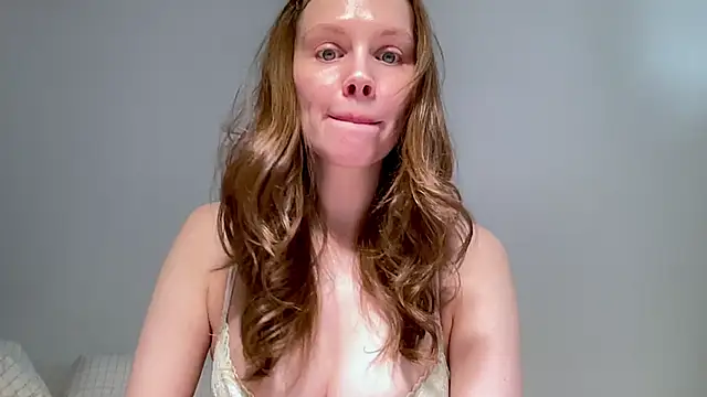 Snapshot of Nikki_Mimimi chatting on March 22, 2026, 10:06 am Nikki Mimimi online show from March 22, 2026, 10:06 am