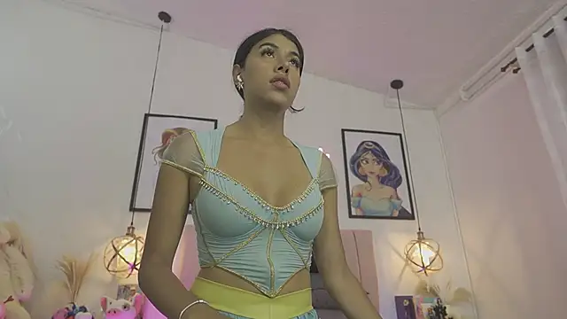 dani parker  online show from November 5, 2025, 4:43 pm