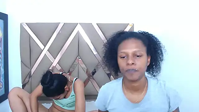 Snapshot of lizeth_keilyn chatting on May 7, 2026, 2:53 pm lizeth keilyn online show from May 7, 2026, 2:53 pm