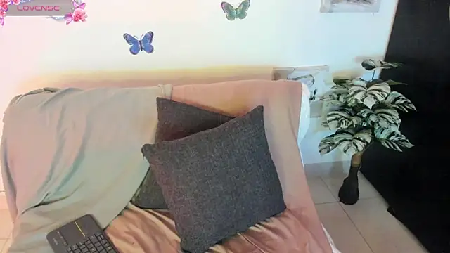 abigail luna online show from January 4, 2025, 5:58 am