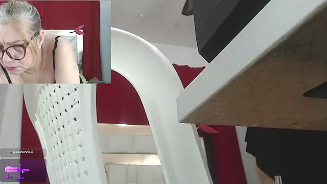 candyrojas online show from February 28, 2026, 8:36 am