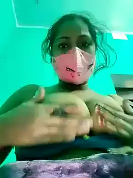 Shristiprakash0 online show from January 13, 2025, 6:27 am