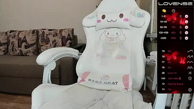 Snapshot of LittleCandy18 chatting on January 22, 2025, 9:21 pm LittleCandy18 online show from January 22, 2025, 9:21 pm