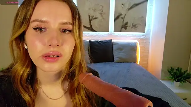 Betty June online show from April 9, 2026, 8:48 pm