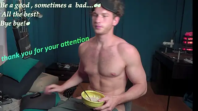 VIktorSecret online show from November 3, 2025, 4:39 am