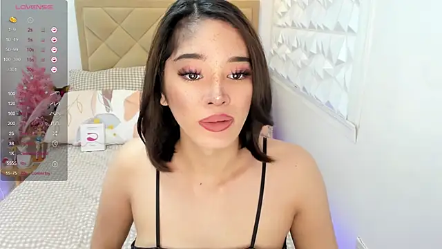 Snapshot of TsHeartXxx chatting on November 21, 2025, 5:39 am TsHeartXxx online show from November 21, 2025, 5:39 am