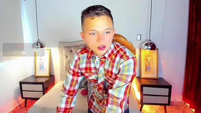 Snapshot of Tim_wolf chatting on December 4, 2025, 7:46 pm Tim wolf online show from December 4, 2025, 7:46 pm