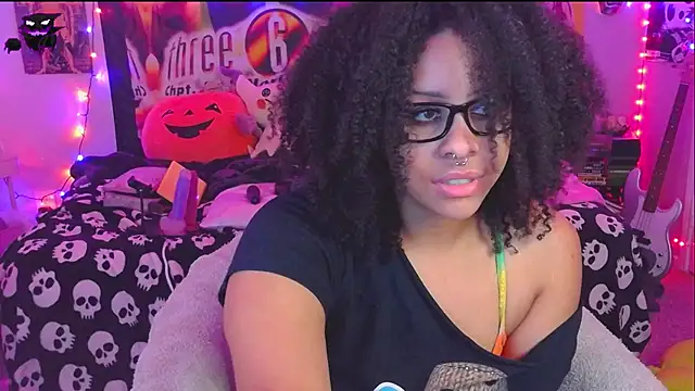 Snapshot of N1NT3NDH03 chatting on January 18, 2025, 6:56 am N1NT3NDH03 online show from January 18, 2025, 6:56 am