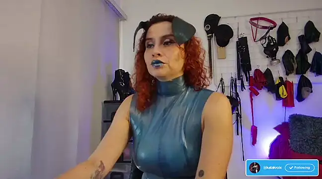 Snapshot of mylatexpleasure chatting on March 12, 2025, 6:32 pm mylatexpleasure online show from March 12, 2025, 6:32 pm