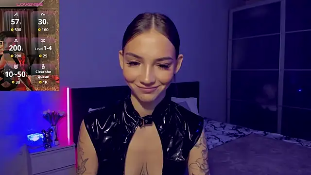 SophieCatty online show from October 17, 2025, 12:14 am