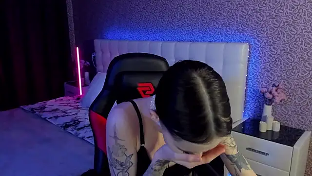 SophieCatty online show from February 24, 2025, 11:32 am